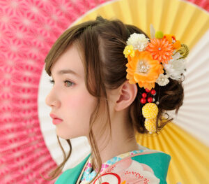 成人式の振袖に合うヘアアクセサリーは?コツとアイデアを紹介